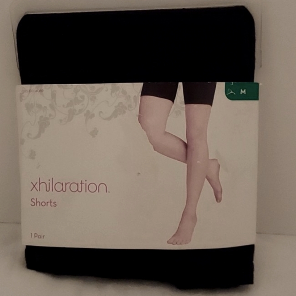 NIB, xhilaration Shorts 1 pair Sz Medium (8-10)Final Price